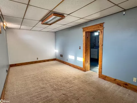 Bedroom - 1118 4th St NE, Hampton, IA 50441 photo 8 of 10