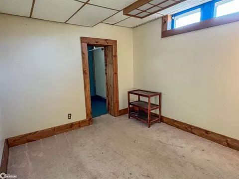Bedroom - 1118 4th St NE, Hampton, IA 50441 photo 9 of 10