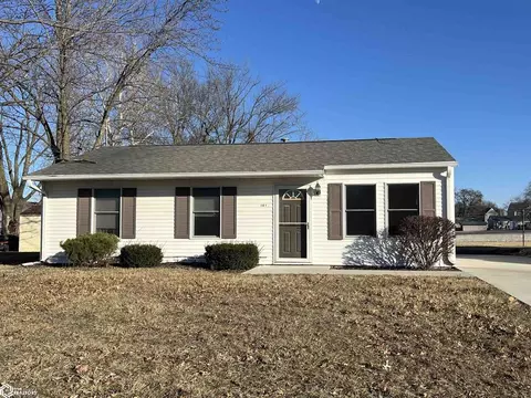 1012 S 16th St, Oskaloosa, IA 52577