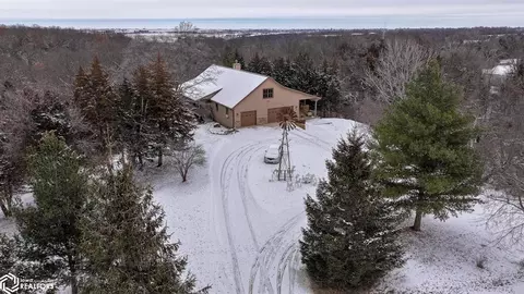 3155 255th Ln, Panora, IA 50216