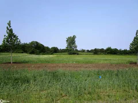 1015 Palisades Ct, Iowa Falls, IA 50126