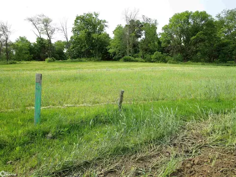 2515 Kenison Way, Iowa Falls, IA 50126