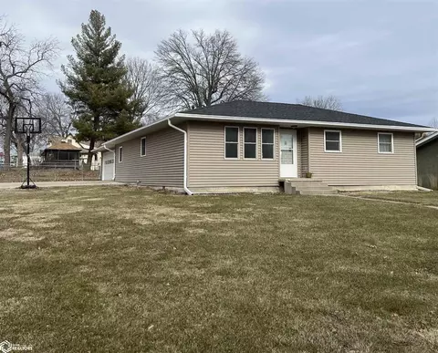 700 E Monroe St, Mount Ayr, IA 50854