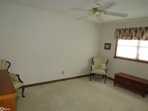 105 18th Ave NE, Hampton, IA 50441 photo 12