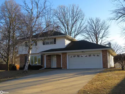 105 18th Ave NE, Hampton, IA 50441 photo 2