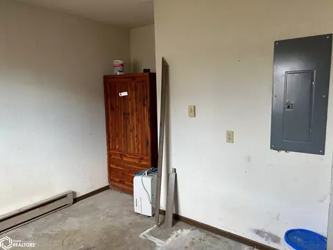 Bedroom - 720 1st St NE, Hampton, IA 50441 photo 7 of 7