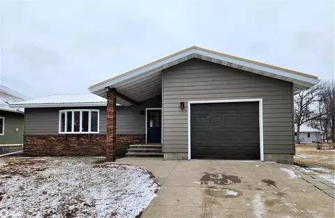 423 Main St N, Titonka, IA 50480