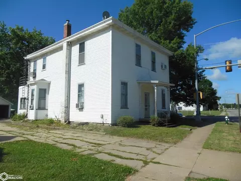 1815 Agency St, Burlington, IA 52601