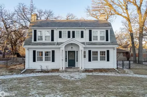 50 Beaumont Dr, Mason City, IA 50401