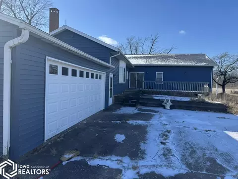 13942 County Road X61, Muscatine, IA 52761
