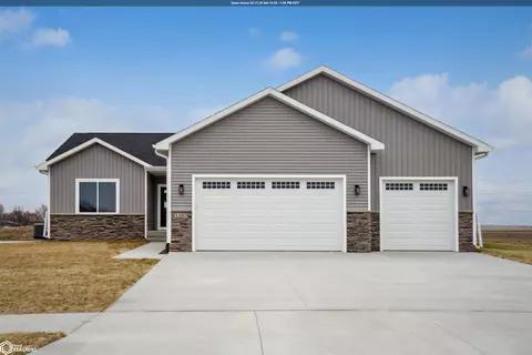 1103 Nevada St, Nevada, IA 50201