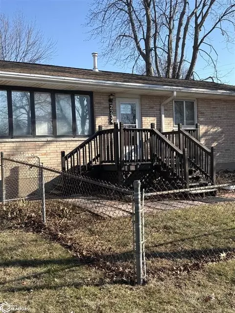 2234 S Central Ave, Burlington, IA 52601