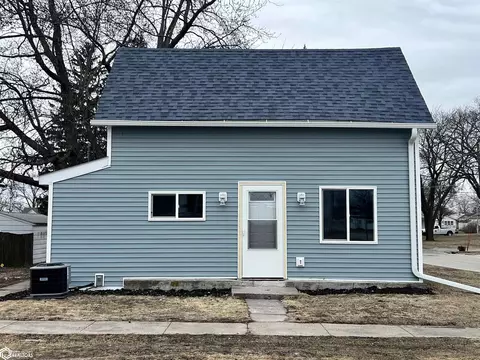 700 S Vine St, Creston, IA 50801