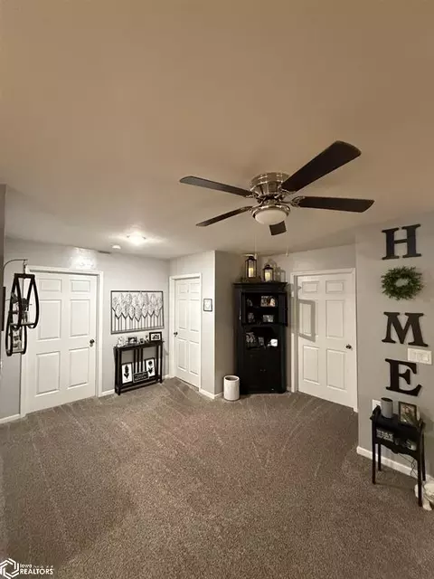 Entry Way - 1215 E Cross, Centerville, IA 52544 photo 2 of 2