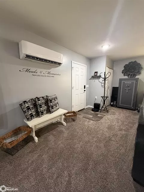 Entry Way - 1215 E Cross, Centerville, IA 52544 photo 1 of 2