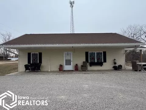Exterior - 1215 E Cross, Centerville, IA 52544 photo 2 of 3