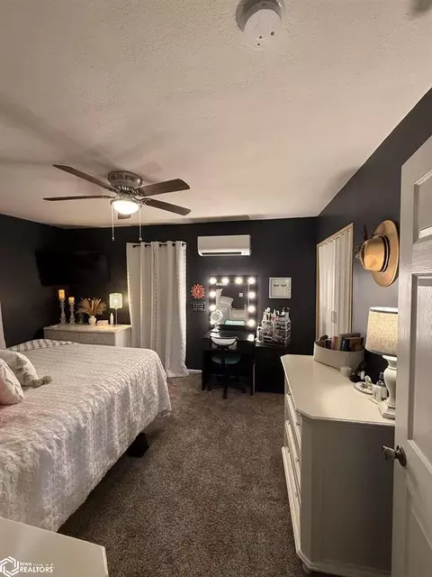Bedroom - 1215 E Cross, Centerville, IA 52544 photo 1 of 2