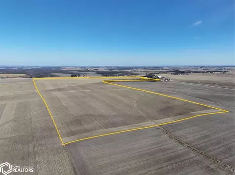 E Mission Road, Strawberry Point, IA 52076