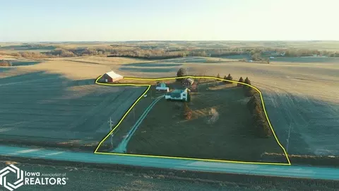 1832 60th St, Garrison, IA 52229
