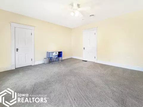 421 2nd St NE, Hampton, IA 50441 photo 31
