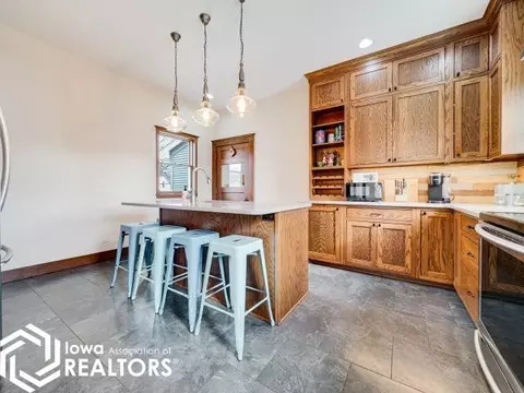 421 2nd St NE, Hampton, IA 50441 photo 4