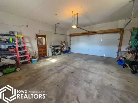 421 2nd St NE, Hampton, IA 50441 photo 52