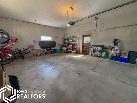 421 2nd St NE, Hampton, IA 50441 photo 51