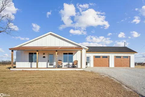 14233 King Trl, Birmingham, IA 52535