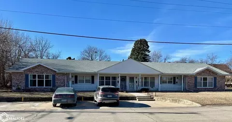 316 2nd St NE, Clarion, IA 50525