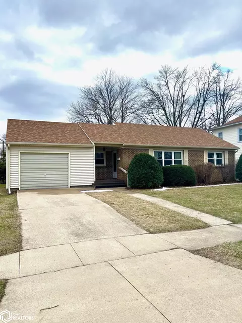 308 2nd Ave NE, Clarion, IA 50525