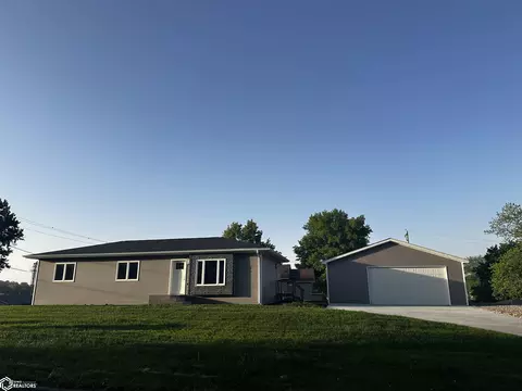 708 State St, Bedford, IA 50833