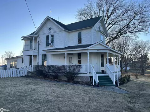 205 W Main, Pulaski, IA 52584
