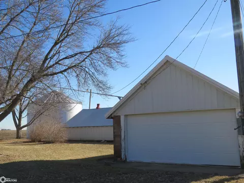 1679 95th St, Hampton, IA 50441 photo 8