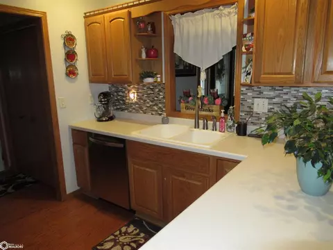 110 S 16th, Hamilton, IL 62341 photo 13