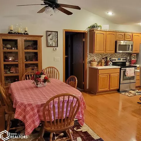 110 S 16th, Hamilton, IL 62341 photo 15