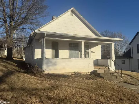 509 N Elm St, Creston, IA 50801