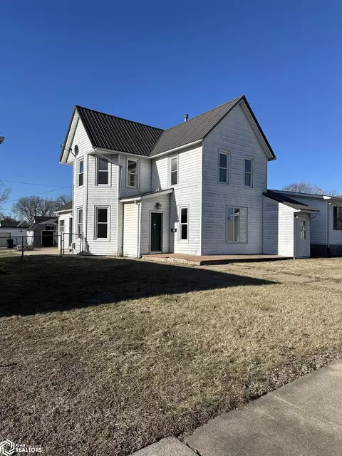 1712 Johnson St, Keokuk, IA 52632