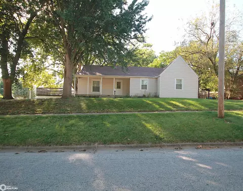 400 N 19th St, Clarinda, IA 51632