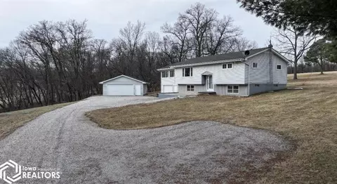 15576 Rock Bluff Rd, Ottumwa, IA 52501