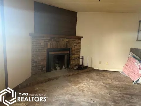 Living - 506 1st St, Corwith, IA 50430 photo 2 of 3