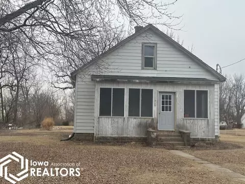 506 1st St, Corwith, IA 50430