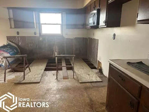Kitchen - 506 1st St, Corwith, IA 50430 photo 1 of 3