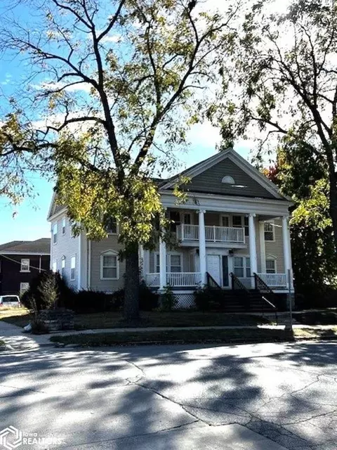 203 2nd St NW, Mason City, IA 50401