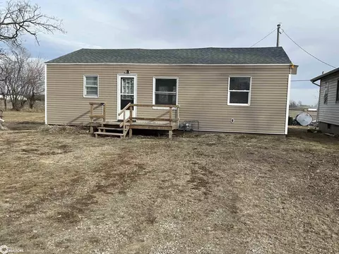 715 N 5th Ave, Marshalltown, IA 50158