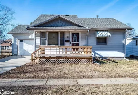 303 S 7th St, Mapleton, IA 51034