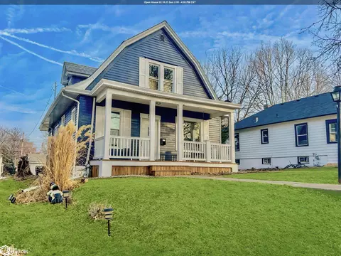 118 S Garfield Ave, Burlington, IA 52601