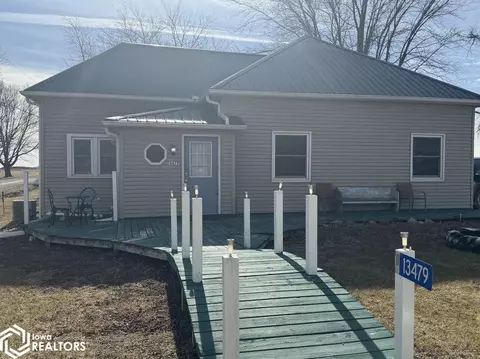 13479 524th St, Centerville, IA 52544