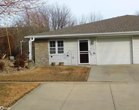 222 S 15th St #C, Denison, IA 51442