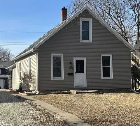 1839 Highland Ave, Burlington, IA 52601