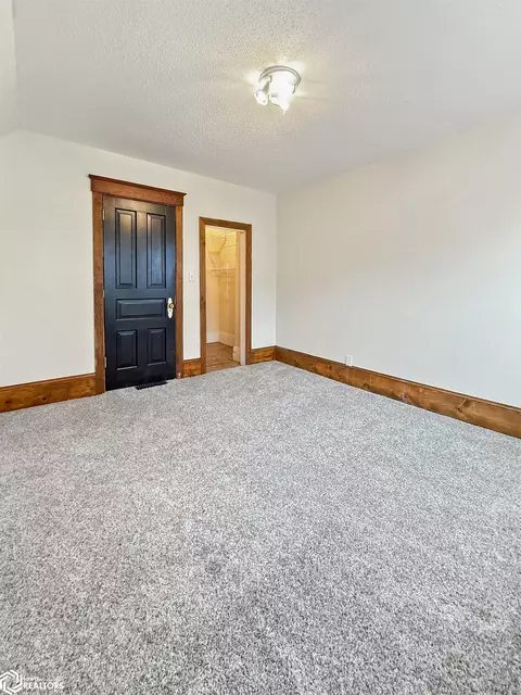 Bedroom - 114 4th St SE, Hampton, IA 50441 photo 8 of 10